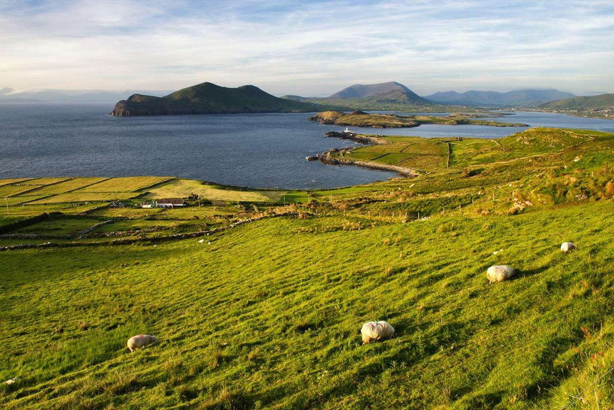 Coastguard Patch - Stunning Views Villa Valentia Island Exterior photo